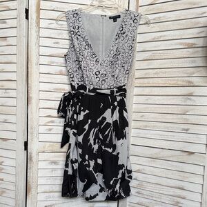 Banana Republic V-neck Belted Patterned Dress